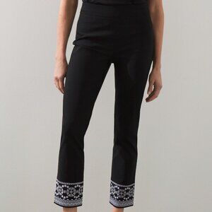 Chico's Brigitte Pull-On Embroidered Ankle Pants, Size 6, Like New